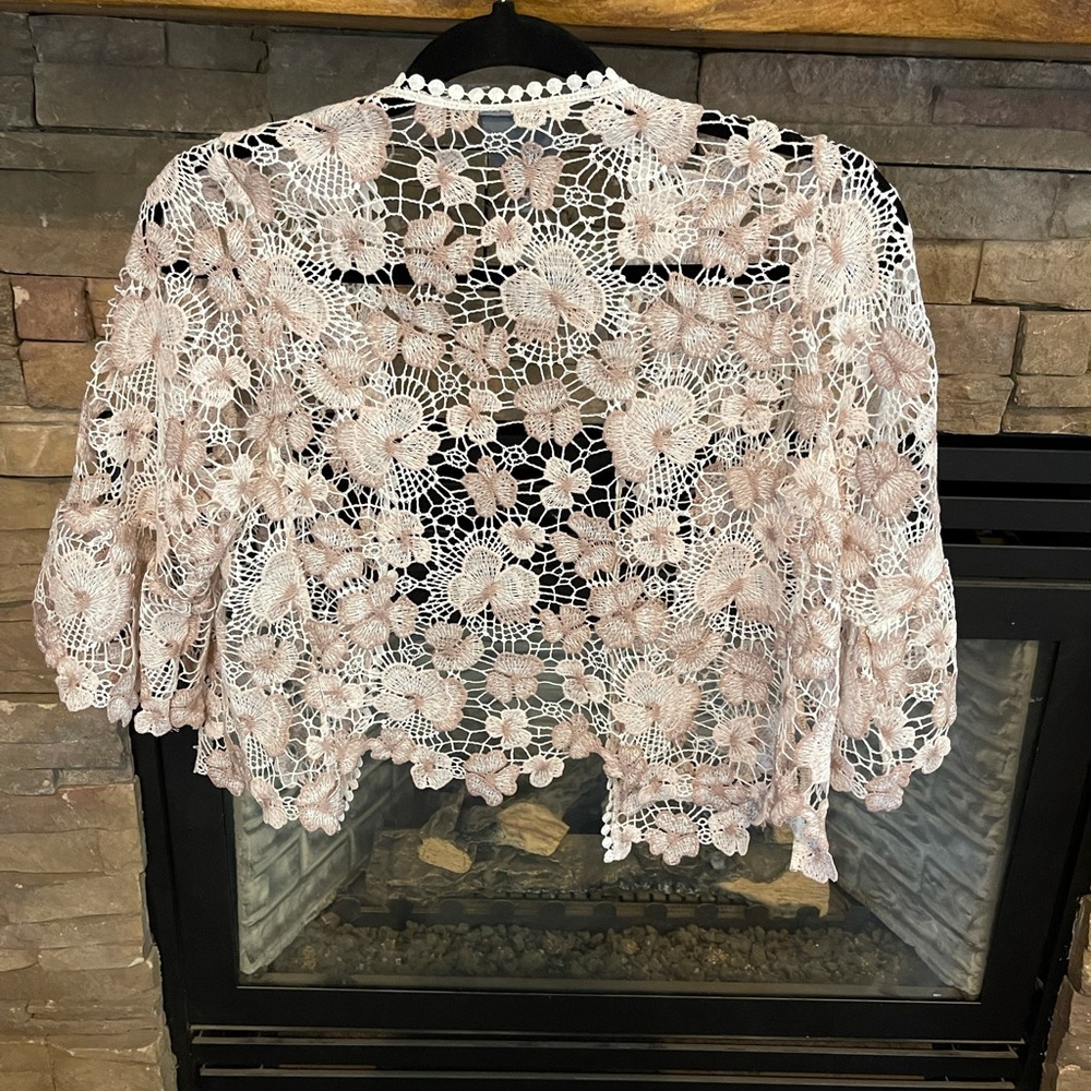 Lace shrug